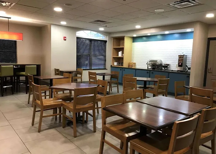 Country Inn & Suites By Radisson, Emporia, Va